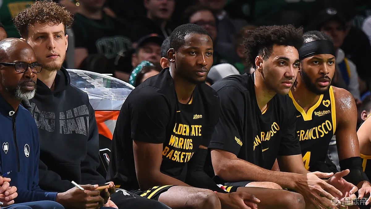 与前场合围 与前场合围